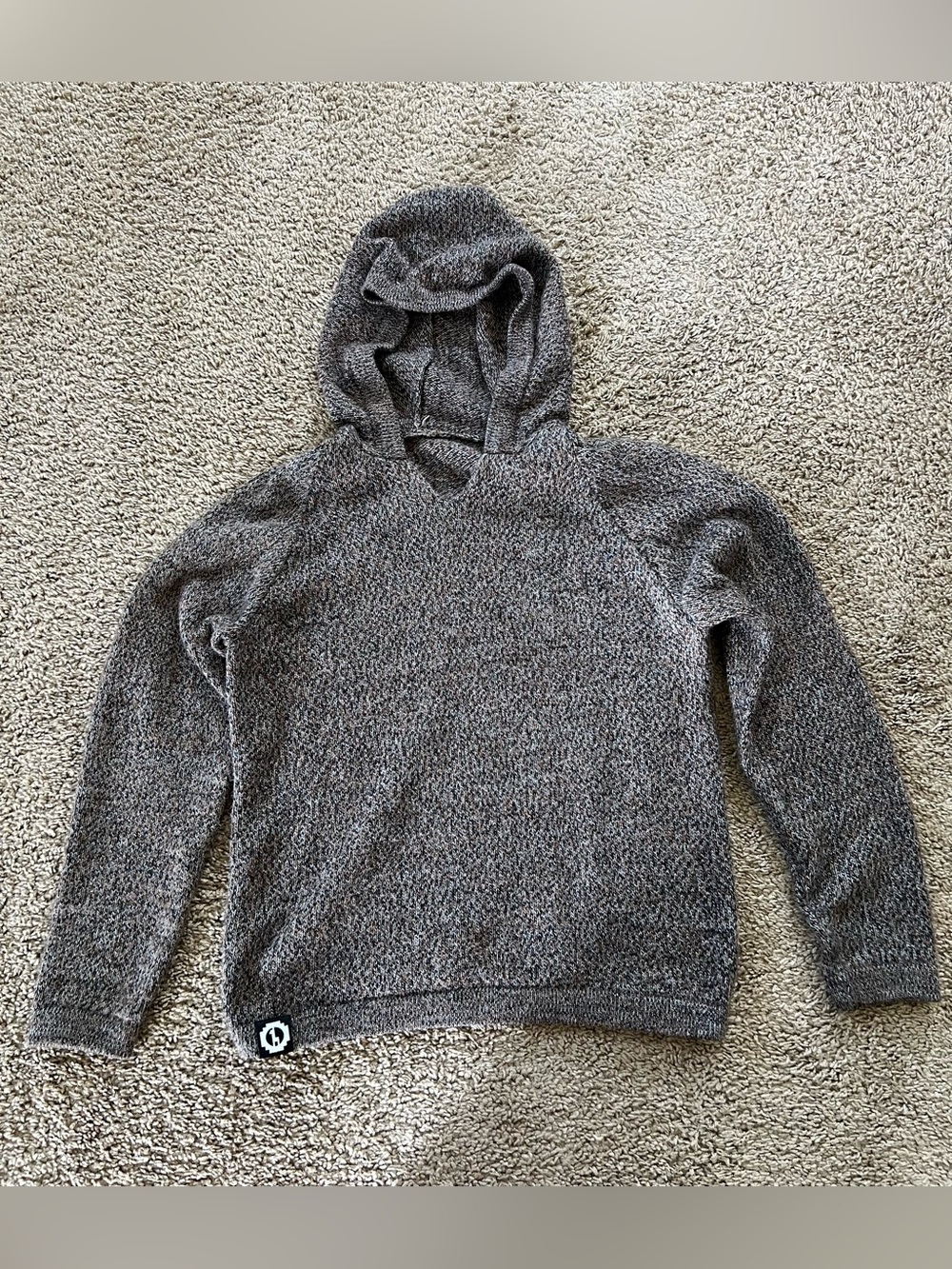 Paka TheVida Sweater